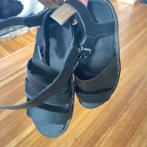 DOC MARTEN SANDALS | used 7.5